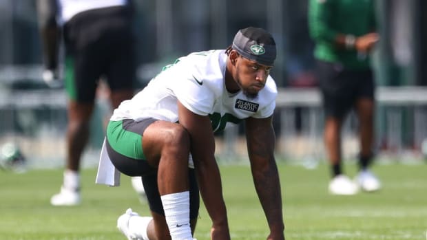 Jets TE Chris Herndon at training camp